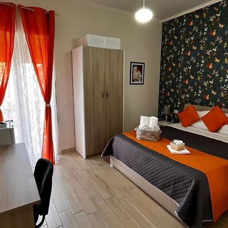 Frebi'S Home - Bed & Breakfast Naples Extérieur photo