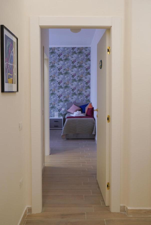 Frebi'S Home - Bed & Breakfast Naples Extérieur photo