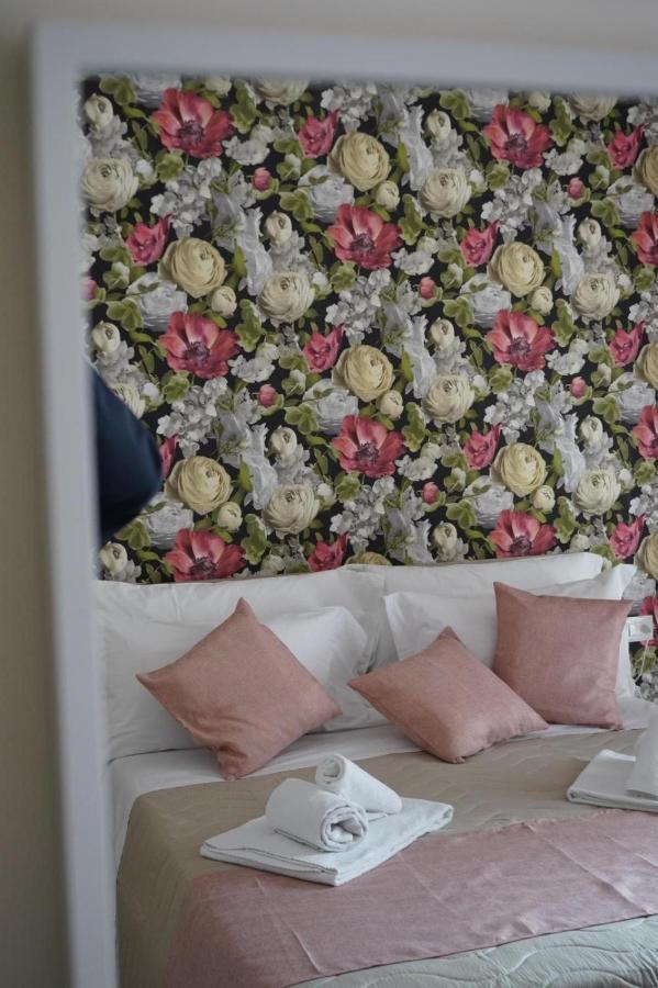 Frebi'S Home - Bed & Breakfast Naples Extérieur photo
